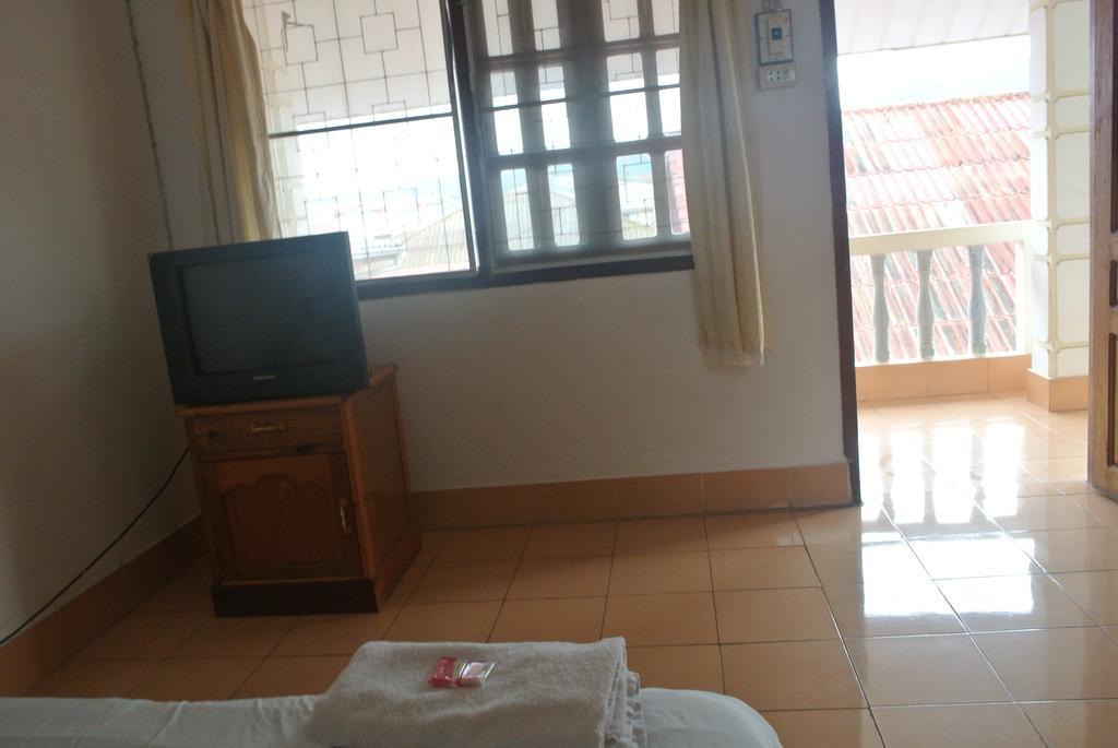 Nice Guesthouse Muang Phonsavan Room photo